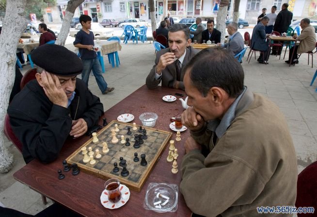 Chess has a long history in Azerbaijan. One of the most famous chess players in the world, Garry Kasparov, was born in Baku. 